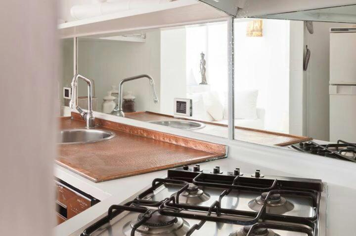 Navona Color Vicolo Delle Vacche Apartman Róma Kültér fotó