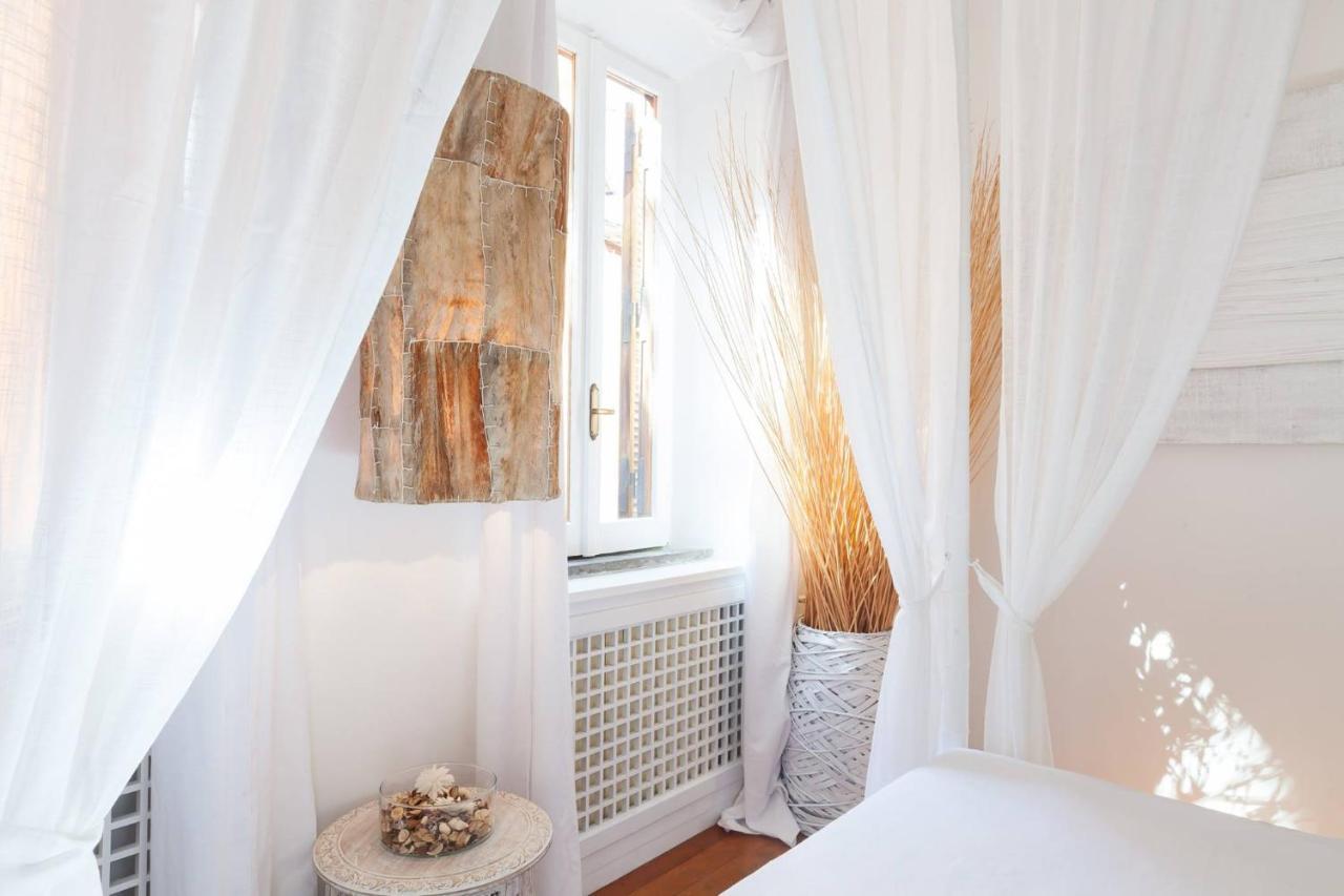 Navona Color Vicolo Delle Vacche Apartman Róma Kültér fotó